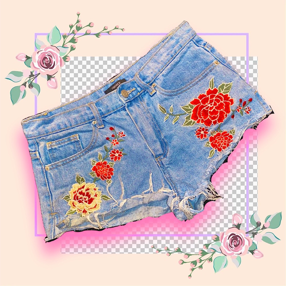 Forever 21 Floral Embroidered Shorts Size 27🌻✨